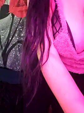 Zeina2024 online show from 11/14/25, 06:56