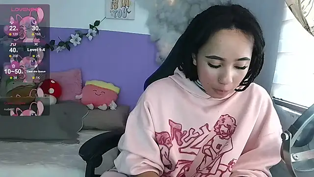 Snapshot of northly chatting on 12/19/24, 06:45 northly online show from 12/19/24, 06:45