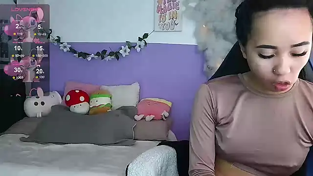 Snapshot of northly chatting on 02/11/25, 04:56 northly online show from 02/11/25, 04:56