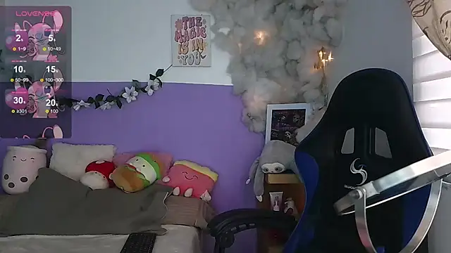 Snapshot of northly chatting on 02/22/25, 01:24 northly online show from 02/22/25, 01:24