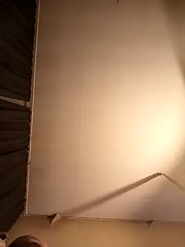 Snapshot of PIercingBoy38 chatting on 11/16/25, 08:36 PIercingBoy38 online show from 11/16/25, 08:36