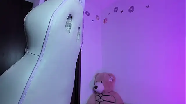 eileen pinkman online show from 02/28/25, 09:04