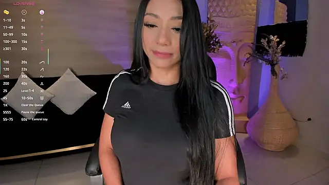 Snapshot of LizzHamilton__ chatting on 09/22/25, 07:27 LizzHamilton online show from 09/22/25, 07:27