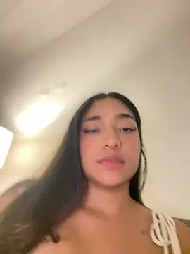 Snapshot of Bellafr chatting on 01/21/25, 12:15 Bellafr online show from 01/21/25, 12:15