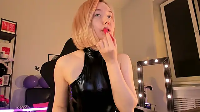 ReiYosimoto online show from 12/08/24, 02:41