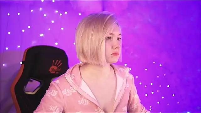 ReiYosimoto online show from 12/13/24, 11:55