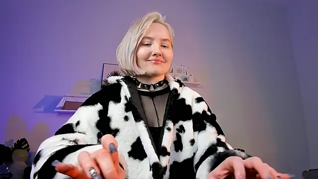 ReiYosimoto online show from 12/22/24, 12:38