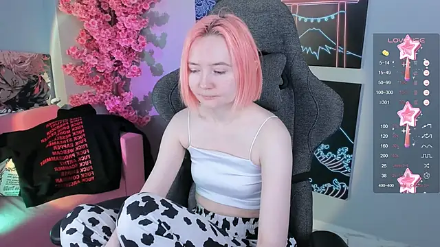 ReiYosimoto online show from 10/08/25, 12:03