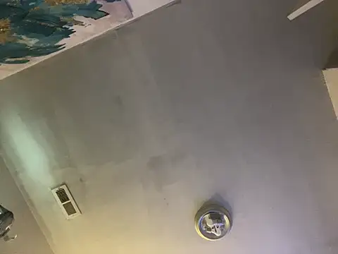 Snapshot of LawrenceBanques chatting on 01/03/25, 09:26 LawrenceBanques online show from 01/03/25, 09:26