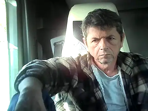 czarek888 online show from 10/25/25, 01:29