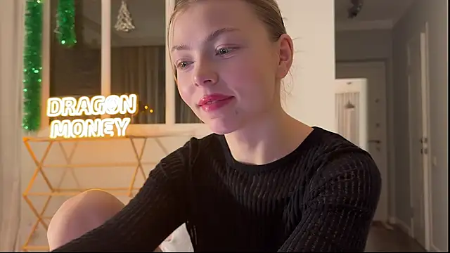 Snapshot of Aliceimhorny chatting on 12/04/24, 02:04 Aliceimhorny online show from 12/04/24, 02:04