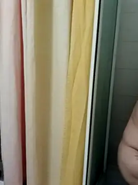 Snapshot of JOHANNA9MOI02 chatting on 11/15/25, 09:32 JOHANNA9MOI02 online show from 11/15/25, 09:32