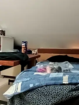 Snapshot of JOHANNA9MOI02 chatting on 11/22/25, 11:15 JOHANNA9MOI02 online show from 11/22/25, 11:15