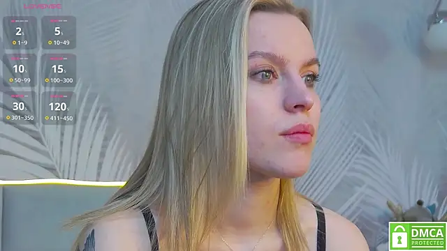 Snapshot of AmaliaBell chatting on 12/29/24, 05:01 AmaliaBell online show from 12/29/24, 05:01