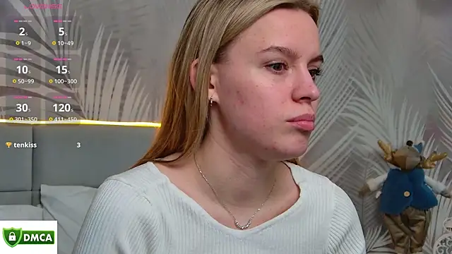 Snapshot of AmaliaBell chatting on 01/14/25, 04:40 AmaliaBell online show from 01/14/25, 04:40