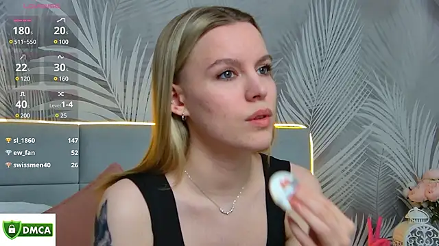 Snapshot of AmaliaBell chatting on 03/03/25, 08:00 AmaliaBell online show from 03/03/25, 08:00