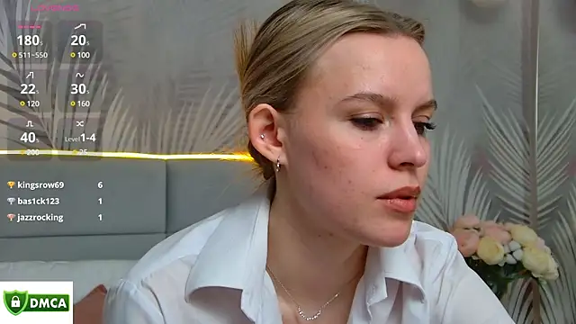 Snapshot of AmaliaBell chatting on 03/06/25, 05:11 AmaliaBell online show from 03/06/25, 05:11