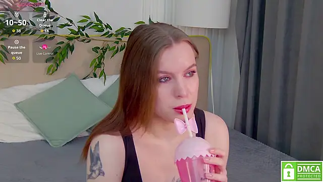 Snapshot of AmaliaBell chatting on 11/21/25, 01:10 AmaliaBell online show from 11/21/25, 01:10