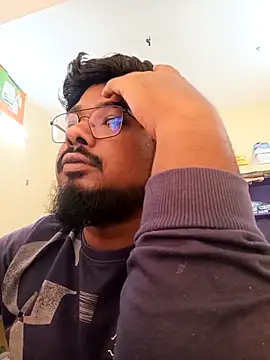 u wan me online show from 10/11/25, 04:22