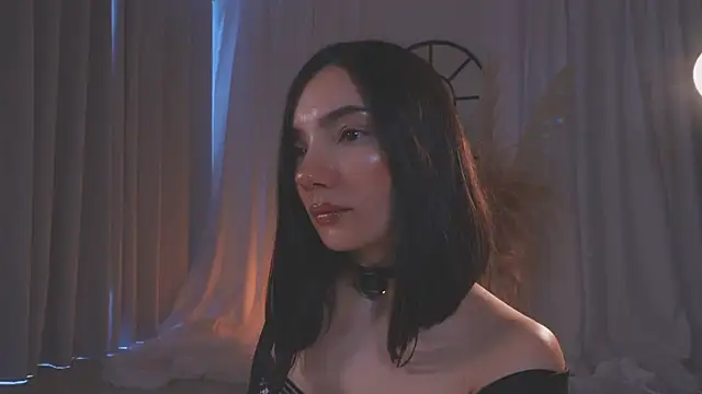 Snapshot of AmyArmstrong chatting on 11/08/25, 08:29 AmyArmstrong online show from 11/08/25, 08:29