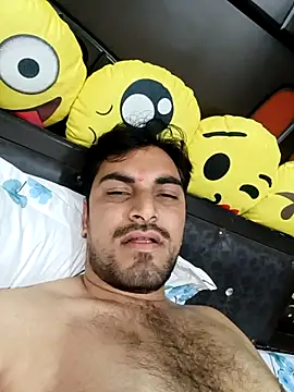 Snapshot of VISHAL_0982 chatting on 10/23/25, 07:56 VISHAL 0982 online show from 10/23/25, 07:56