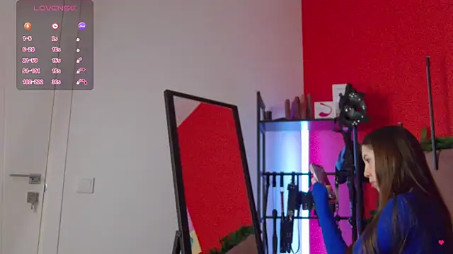 Snapshot of SweetySonya chatting on 11/26/25, 01:50 SweetySonya online show from 11/26/25, 01:50