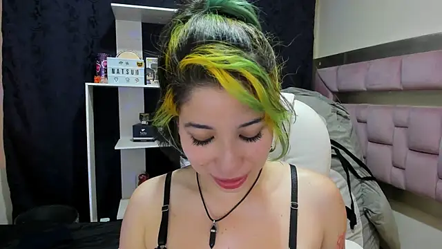 Snapshot of Laughing_Naty chatting on 02/12/25, 08:38 Laughing Naty online show from 02/12/25, 08:38