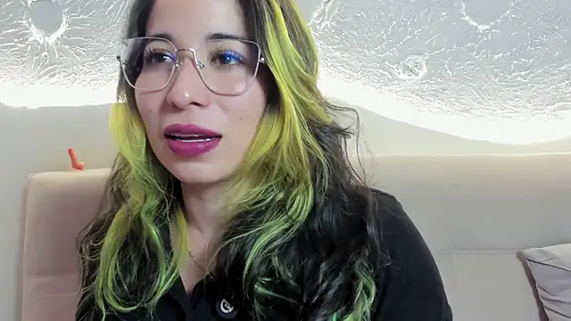 Laughing Naty online show from 10/23/25, 02:33