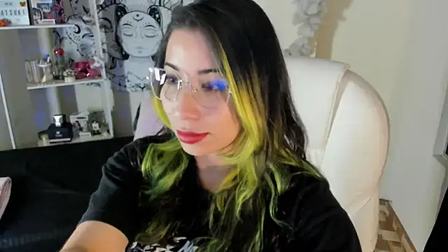 Laughing Naty online show from 10/24/25, 01:57