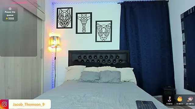 Snapshot of Thompson_Jacob chatting on 12/28/24, 02:43 Thompson Jacob online show from 12/28/24, 02:43