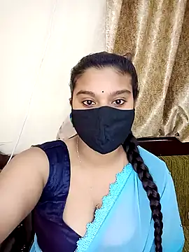 Snapshot of Jasmine_jaaan chatting on 01/07/25, 04:29 Jasmine jaaan online show from 01/07/25, 04:29