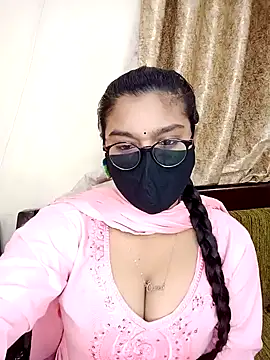 Snapshot of Jasmine_jaaan chatting on 01/13/25, 04:39 Jasmine jaaan online show from 01/13/25, 04:39