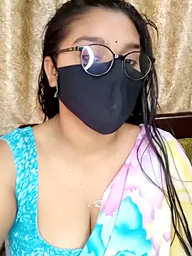 Snapshot of Jasmine_jaaan chatting on 03/07/25, 09:18 Jasmine jaaan online show from 03/07/25, 09:18