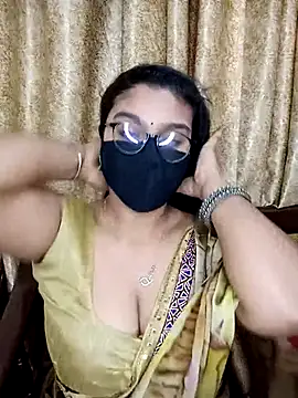 Snapshot of Jasmine_jaaan chatting on 03/10/25, 04:28 Jasmine jaaan online show from 03/10/25, 04:28