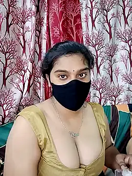 Snapshot of Jasmine_jaaan chatting on 09/30/25, 05:12 Jasmine jaaan online show from 09/30/25, 05:12